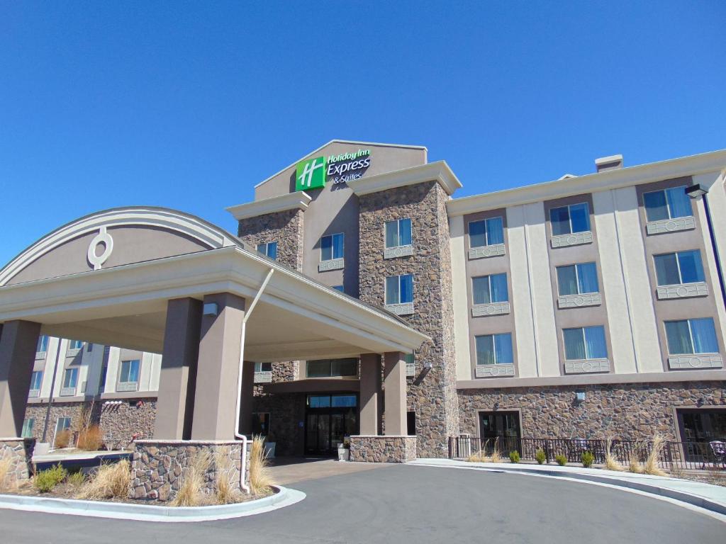 Holiday Inn Express & Suites Springville-South Provo Area, an IHG Hotel