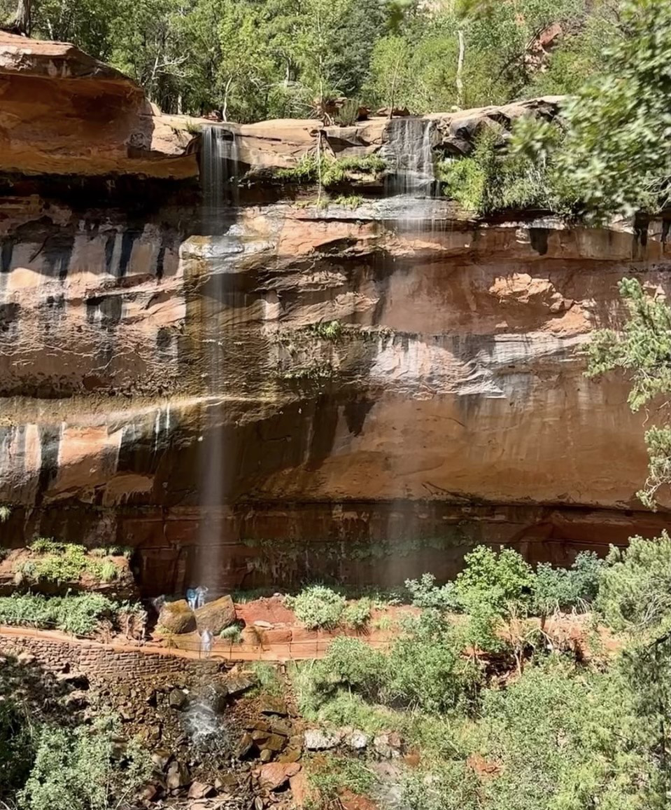 picture of the lower emerald pool trail best hikes zion national park